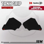 Hayaidesu Tank Grip HUSQVARNA SVARTPILLEN 250 - Piranha Skin Motive